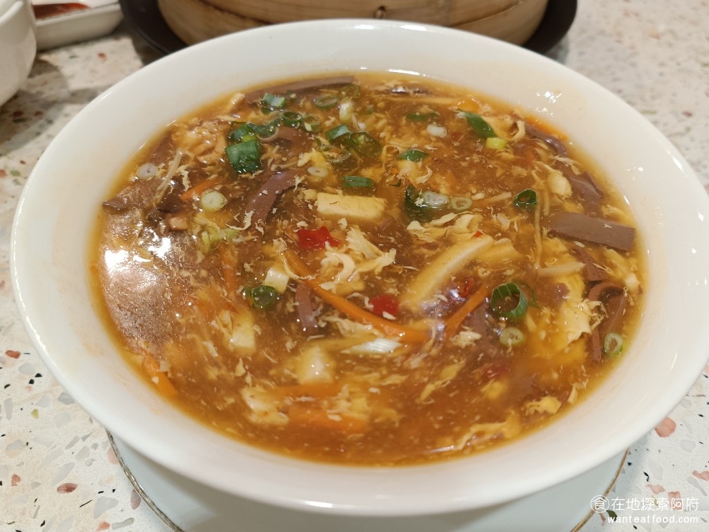 小籠包 小籠湯包 濟南鮮湯包 帝寶 藝人 小S 酸辣湯 普通 @在地老饕阿府