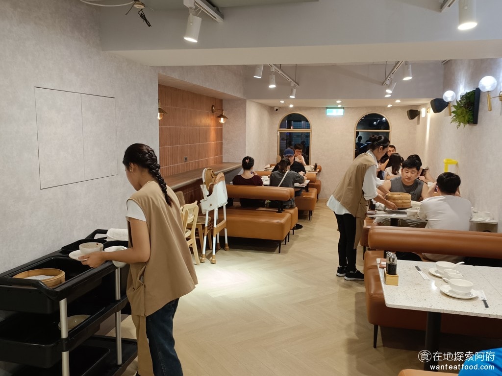 小籠包 小籠湯包 濟南鮮湯包 帝寶 藝人 小S 這間店位於帝寶後面,很多名人聚餐都會來這間 @在地老饕阿府