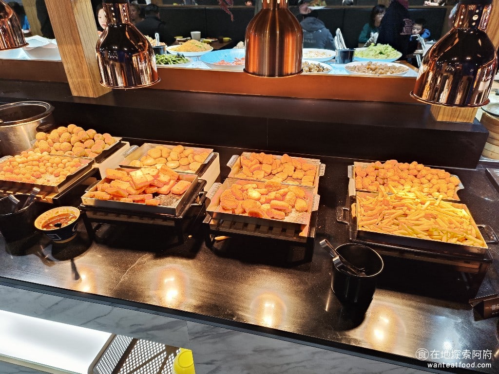 我家牛排中和店 中和美食 橋和美食 美式料理 台式料理 炸物的種類也非常多,有炸薯條、炸雞塊、炸可樂餅、炸蘿蔔糕。 @在地老饕阿府