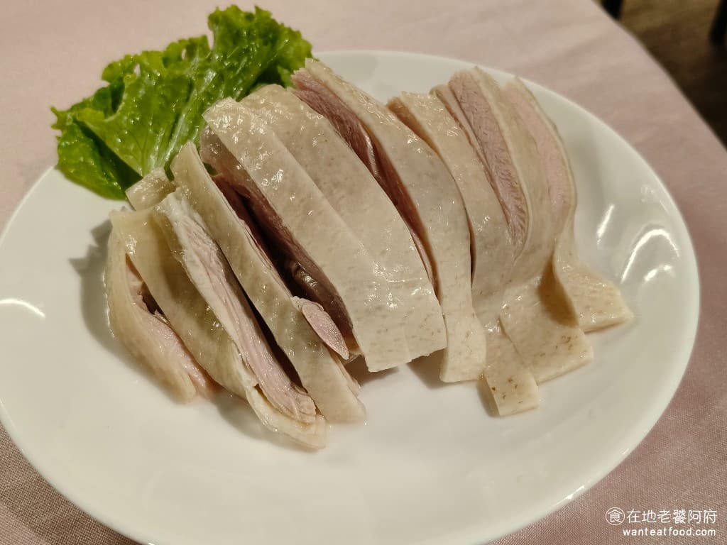 薺元小館 薺元小館菜單 薺元小館推薦 松山區美食 松山美食 台北小巨蛋美食 中式料理 江浙菜 熱炒 醉雞腿 一上桌就能聞到淡淡的紹興酒香,酒香味和雞肉的鮮甜完美融合,層次很豐富。 @在地老饕阿府
