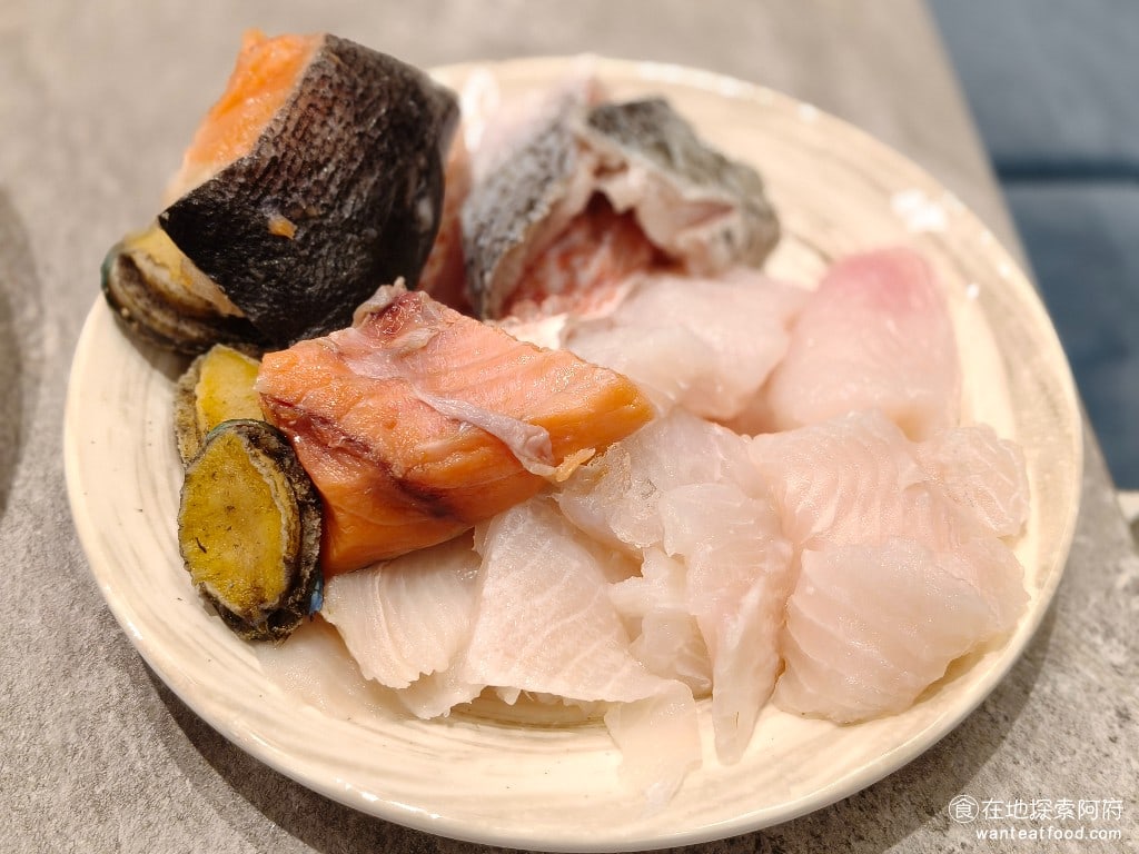 饗麻饗辣PLUS LALAPORT南港店 LALAPORT南港店菜單 海鮮 @在地老饕阿府