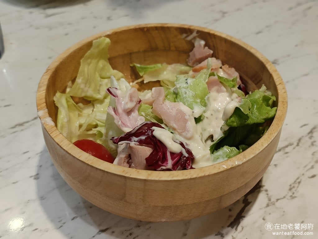 比薩 堤諾 披薩 貝殼麵 炸雞 義大利麵 松露蛋烤餅 沙拉 凱薩燻雞沙拉 @在地老饕阿府