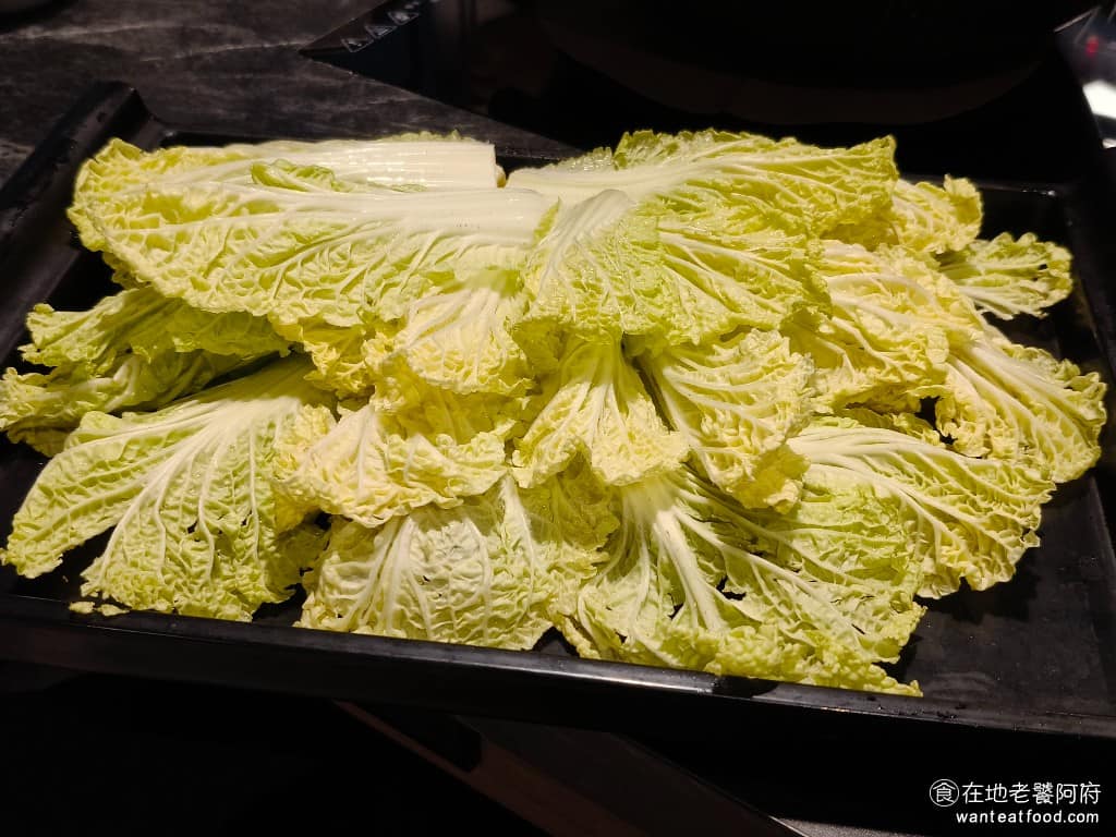 無老鍋(台北永康店) 無老鍋(台北永康店)菜單 無老鍋(台北永康店)推薦 大安區美食 大安美食 娃娃菜 吃起來口感清脆，很容易吸附湯汁，搭配著火鍋料一起吃，非常合適。 @在地老饕阿府