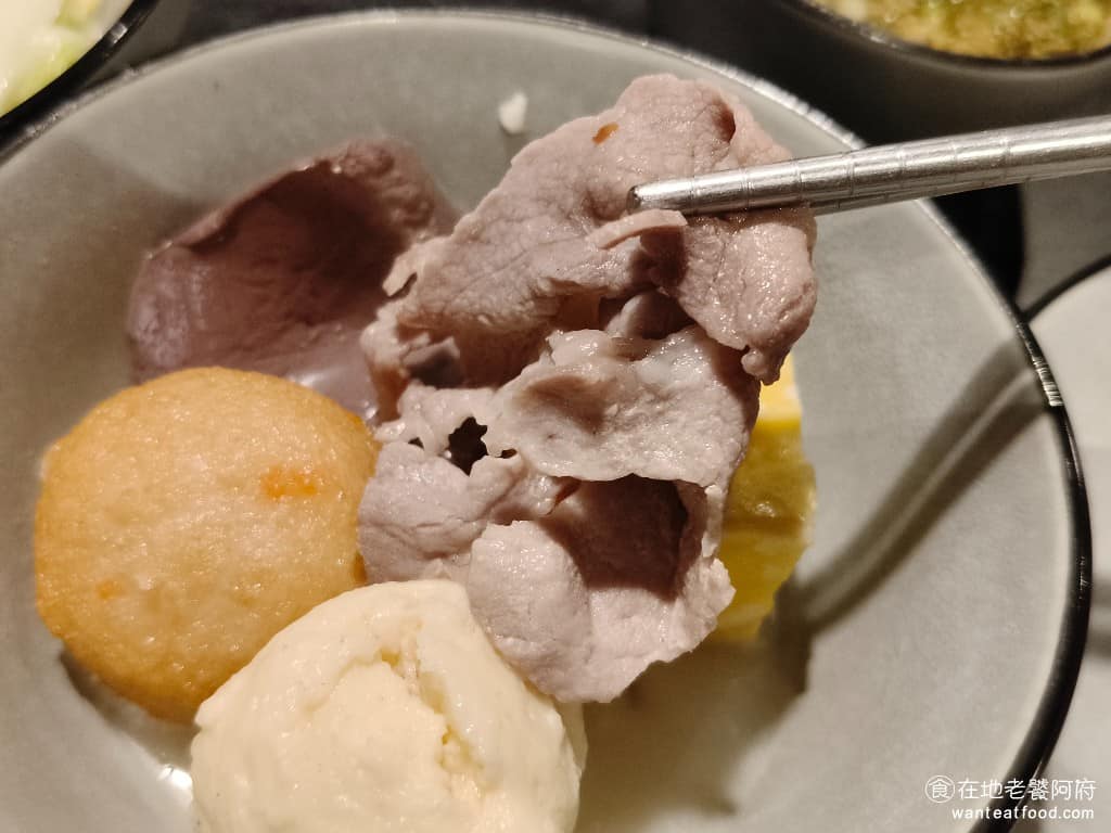 無老鍋(台北永康店) 無老鍋(台北永康店)菜單 無老鍋(台北永康店)推薦 大安區美食 大安美食 《無老鍋台北永康店》的肉品，不管是牛肉、豬肉，吃起來都超級棒，即便是瘦肉，就算煮久一點，也完全不會覺得變硬。 @在地老饕阿府