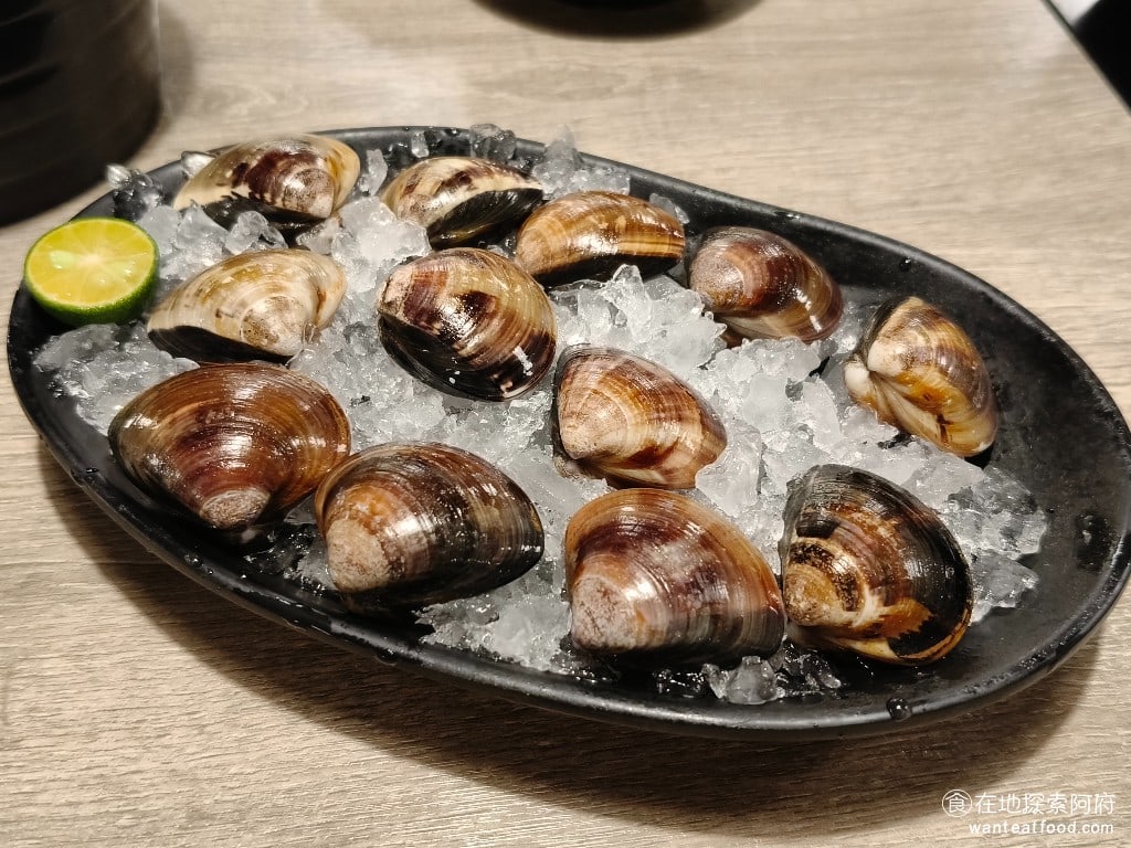築間 鍋物 內湖 火鍋 冰淇淋 松阪豬 伊比利黑豬 霜降牛 冰沙 蛤蠣 @在地老饕阿府