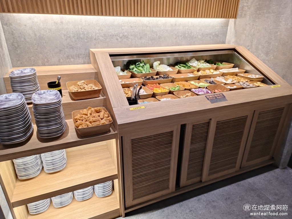 築間 鍋物 內湖 火鍋 冰淇淋 松阪豬 伊比利黑豬 霜降牛 冰沙 自助吧 @在地老饕阿府