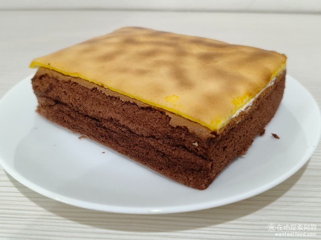陳耀訓·麵包埠 YOSHI BAKERY BAKERY菜單 BAKERY價格 松山區美食 松山美食 陳耀訓麵包的特色，就是他的奶油用的特別好，所以每一口都吃得到，非常香濃的奶油味。 @在地老饕阿府