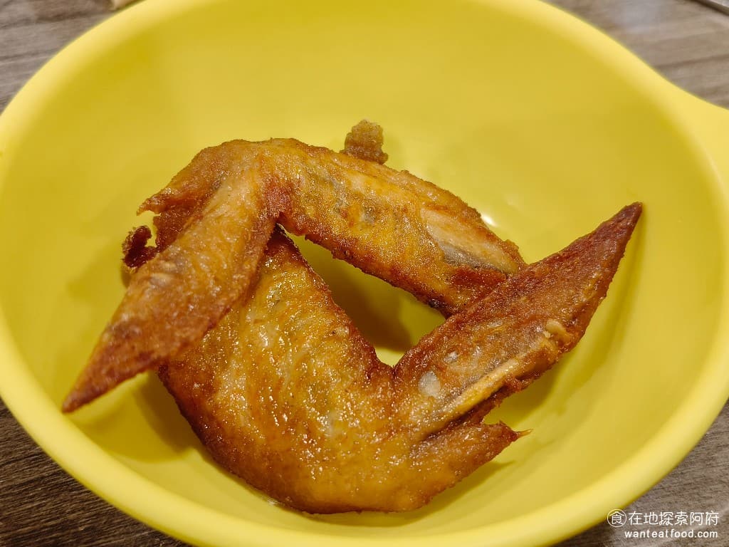 我家牛排-內湖港墘店 我家牛排-內湖港墘店菜單 我家牛排-內湖港墘店價格 內湖區美食 內湖美食 烤雞翅 蠻意外的,烤雞翅味道非常棒,比麥當勞的烤雞翅還好吃! @在地老饕阿府
