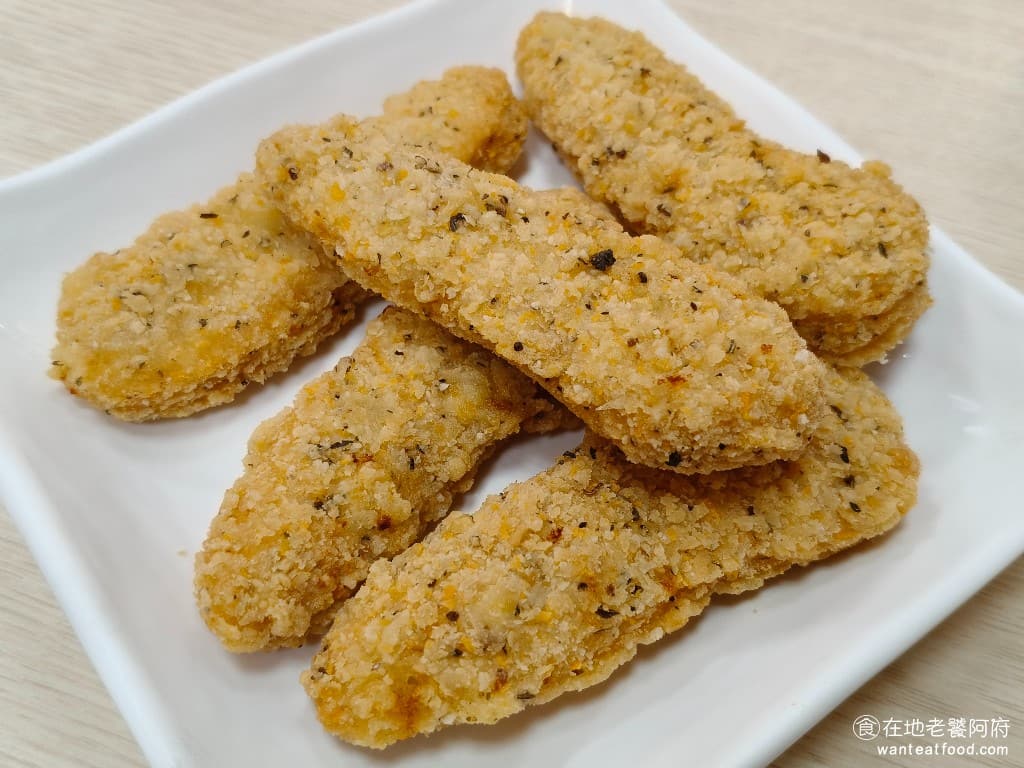 天母豆漿 天母豆漿菜單 天母豆漿推薦 士林區美食 士林美食 中式料理 蛋餅 豆漿 雞檸柳條 炸得還蠻酥脆的，吃起來還不錯，有一般早餐店的水準。 @在地老饕阿府