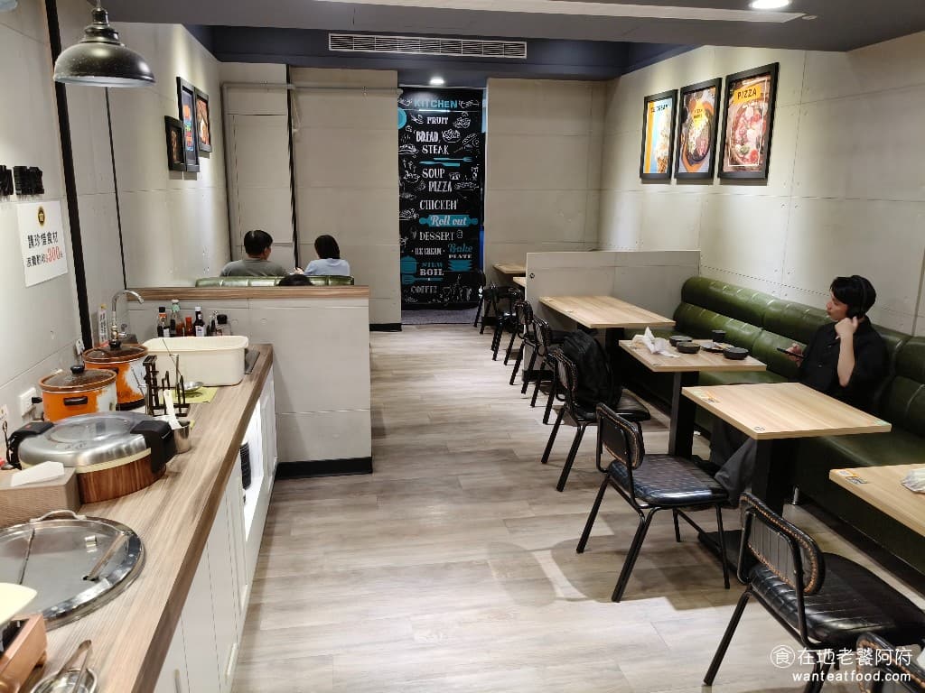 貴族世家mini大安信義店 貴族世家mini大安信義店菜單 貴族世家mini大安信義店推薦 店內分成一樓和二樓,用餐環境非常的明亮且舒適 @在地老饕阿府