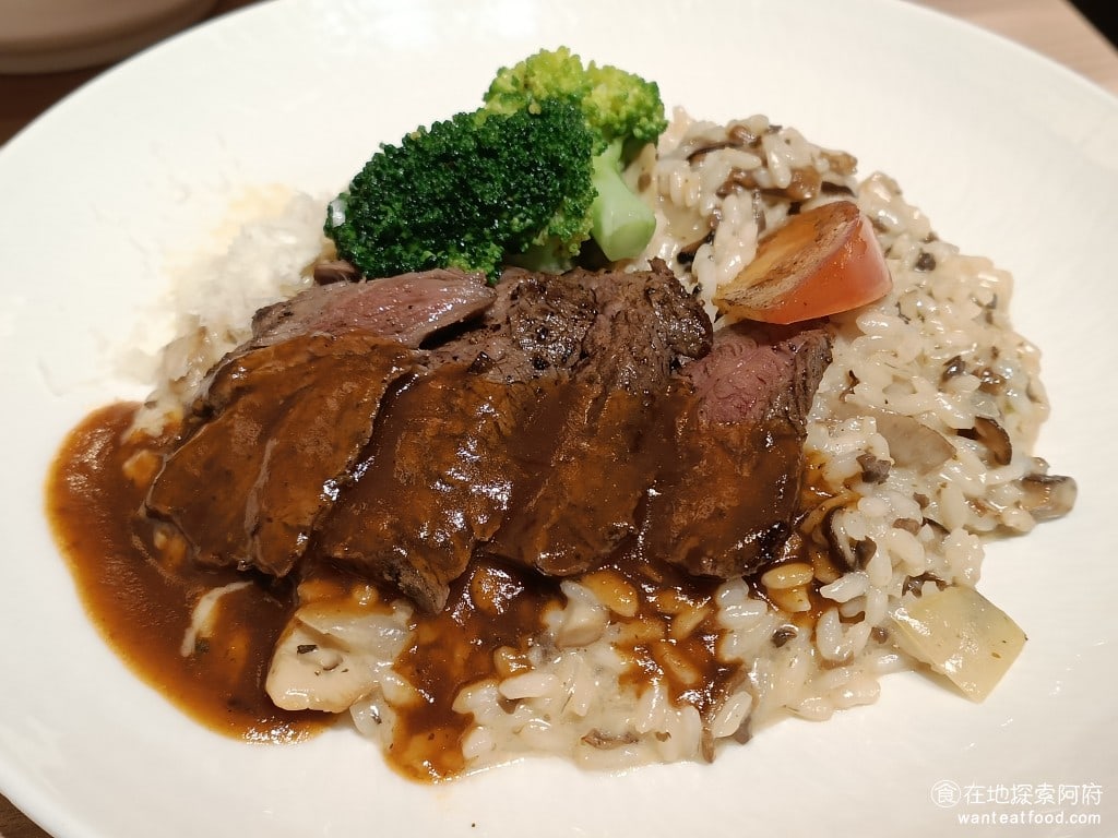 Snail 蝸牛義大利餐廳 敦南店 大安區美食 信義安和美食 牛排 田螺 牛肝菌 牛筋 溫泉蛋 炸雞翅