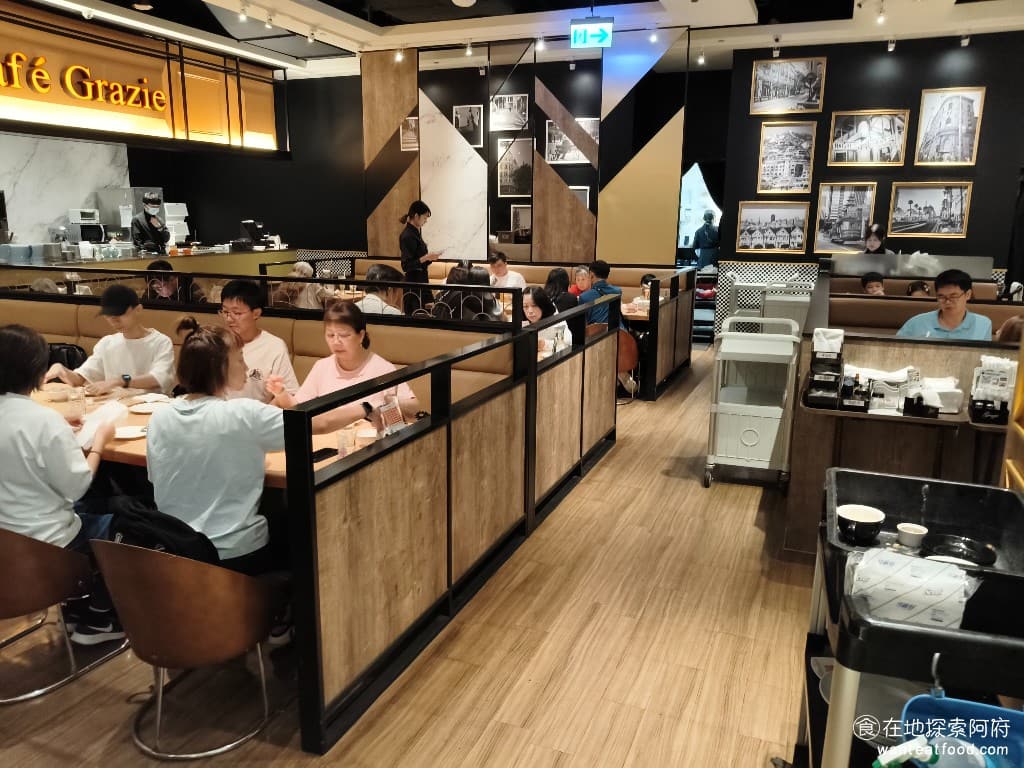 古拉爵 義式屋古拉爵 南港中信店 南港中信店菜單 南港中信店價格 南港區美食 南港美食 店內的裝潢,走的是木紋質感,非常有自然、高級的氛圍。 @在地老饕阿府