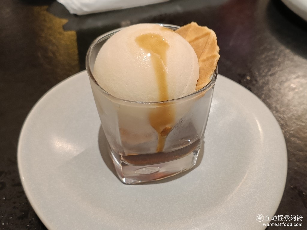 排餐 慶生 生日優惠 壽星優惠 聚餐 牛排 豬排 王品 陶板屋 日式料理 冰淇淋+餅乾+黑糖醬 @在地老饕阿府