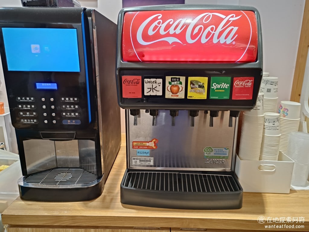 新牛屋(牛一牛)厚切牛排-內湖店 牛一牛厚切牛排-內湖店 內湖美食 美式料理 可樂、汽水、蘋果汁,飲料喝到飽 @在地老饕阿府