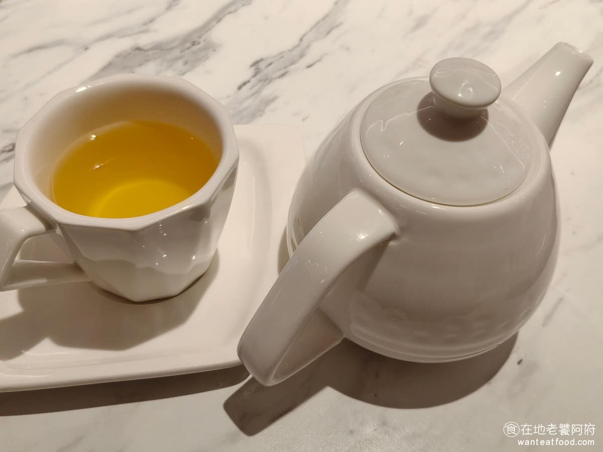 西堤牛排台北光復南店 西堤牛排台北光復南店菜單 西堤牛排台北光復南店推薦 大安區美食 大安美食 熱帶水果茶 喝起來負擔不大,帶有淡淡的水果香氣,餐後喝剛好。 @在地老饕阿府