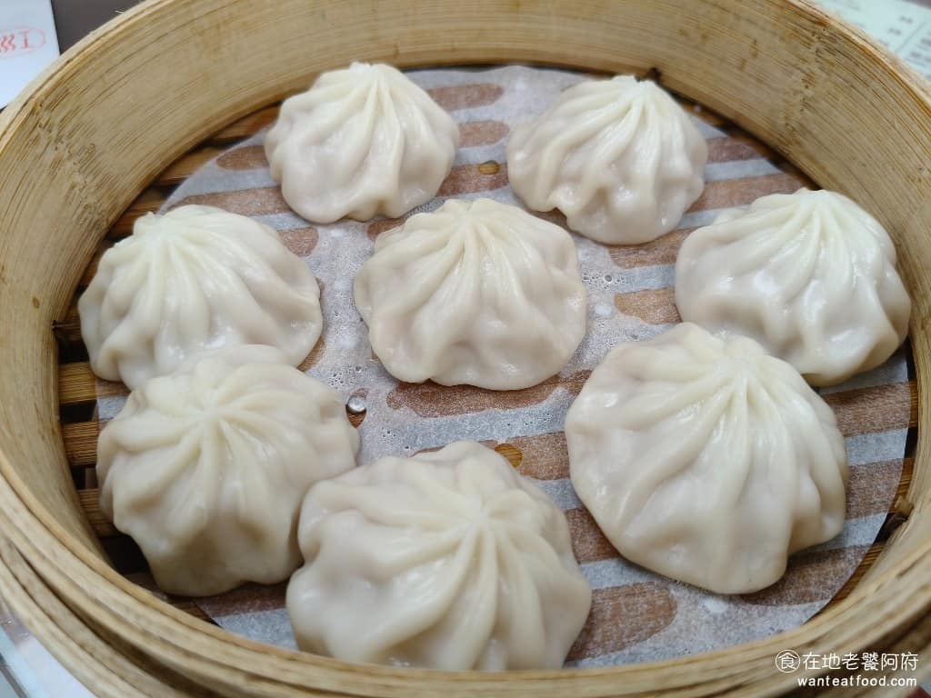 江家牛肉麵永和豆漿(光復店) 江家牛肉麵永和豆漿(光復店)菜單 江家牛肉麵永和豆漿(光復店)推薦 大安區美食 上海湯包 湯包是現點現做,不論是外皮,還是裡面的內餡,吃起來口感都非常好,而且裡面的肉末也非常的新鮮。 @在地老饕阿府